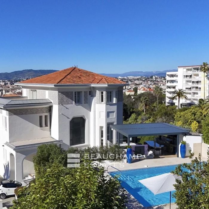 Villa 7 chambres Belle Époque avec vue mer – Cannes Basse Californie