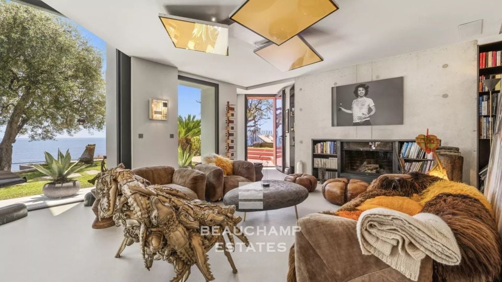 Contemporary 5-bedroom villa with panoramic sea view – Roquebrune-Cap-Martin Roquebrune-Cap-Martin