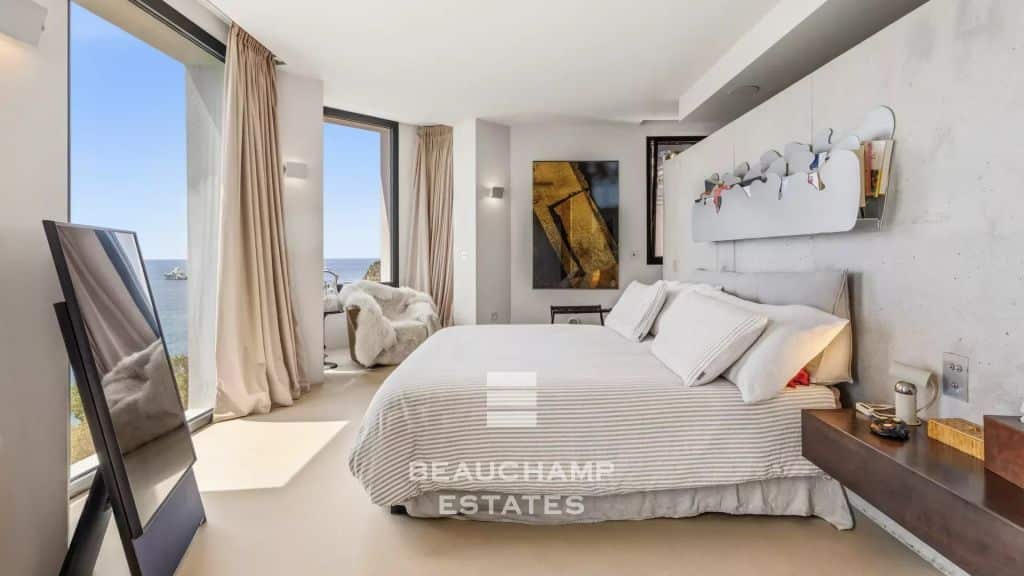 Contemporary 5-bedroom villa with panoramic sea view – Roquebrune-Cap-Martin Roquebrune-Cap-Martin