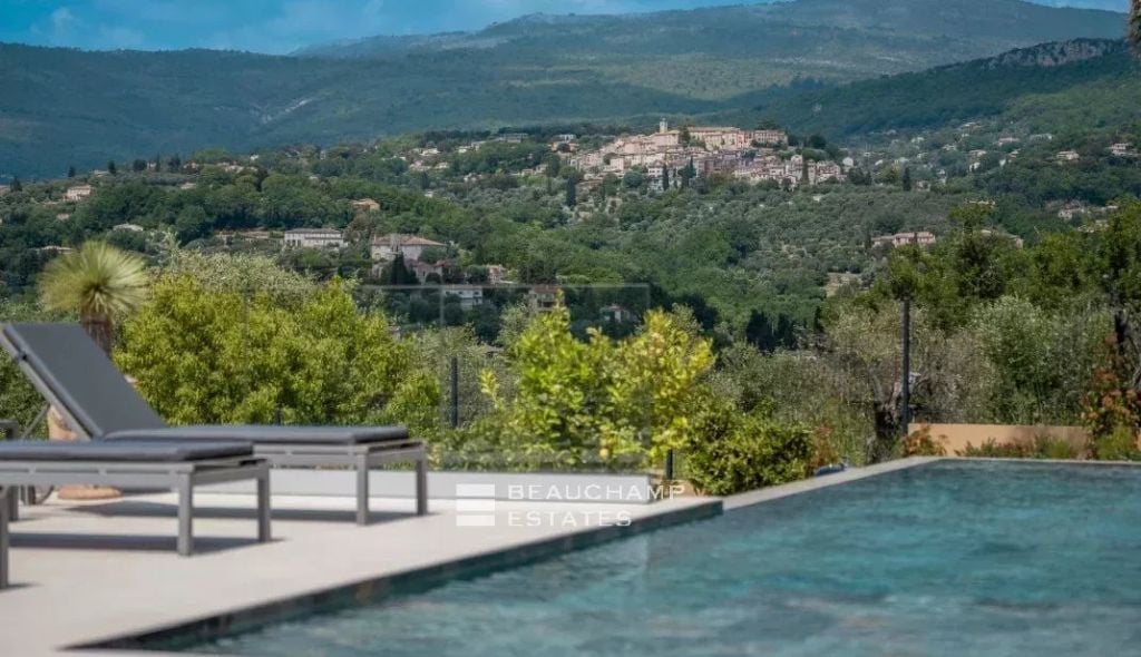 Contemporary villa 5 bedrooms with unobstructed view – Opio