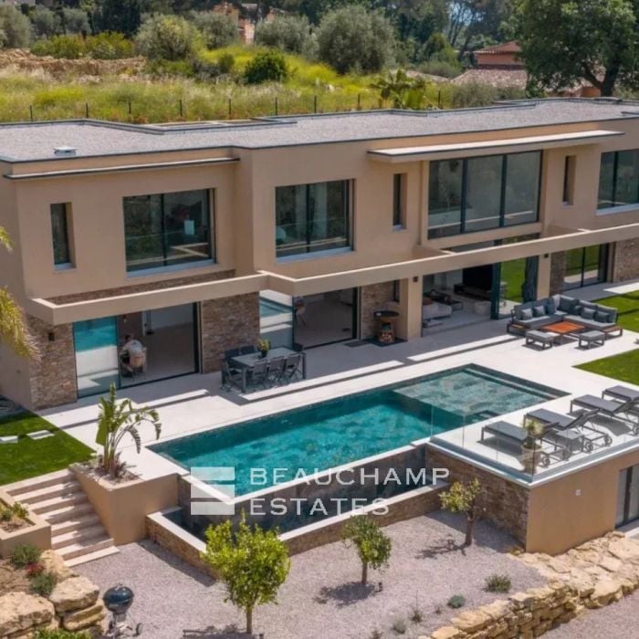 Contemporary villa 5 bedrooms with unobstructed view – Opio