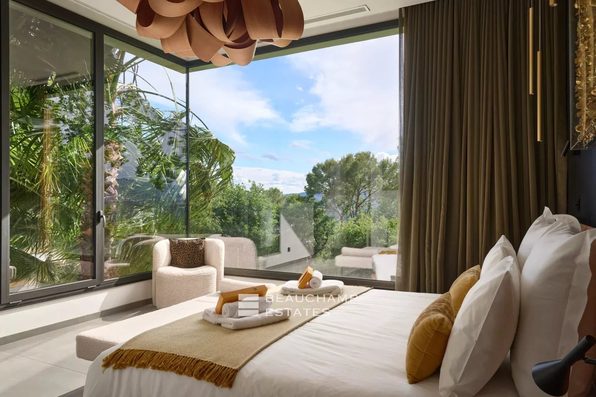 Contemporary villa with 5 bedrooms in Mougins Castellaras Contemporary villa with 5 bedrooms in Mougins Castellaras
