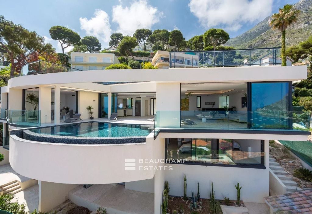 Èze Bord de Mer – 5-Bedroom Contemporary Villa with Infinity Pool and Panoramic Sea View