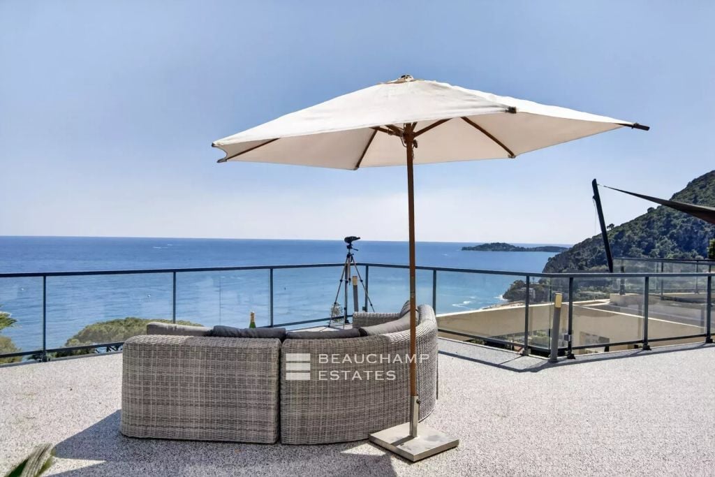 Èze Bord de Mer – 5-Bedroom Contemporary Villa with Infinity Pool and Panoramic Sea View