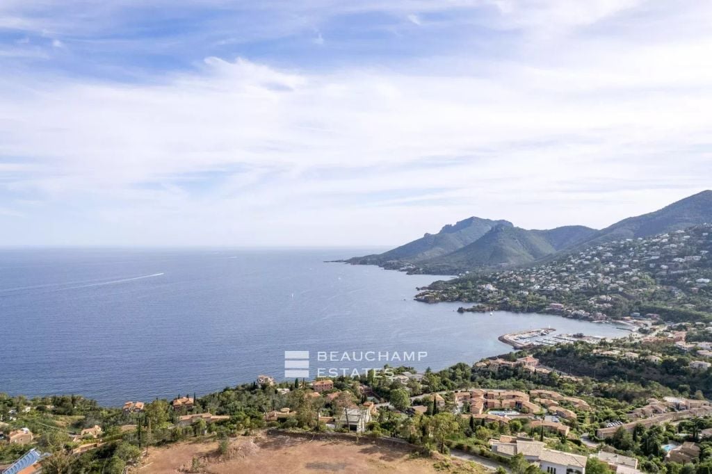 Land for sale – Panoramic View – Theoule Sur Mer