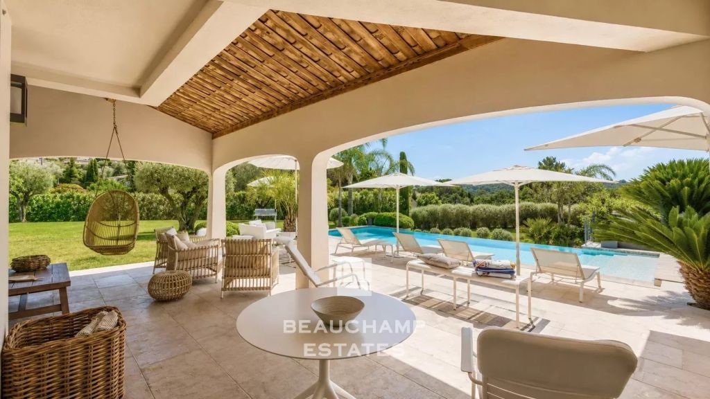 Provençal villa with 4 bedrooms and swimming pool – Valbonne