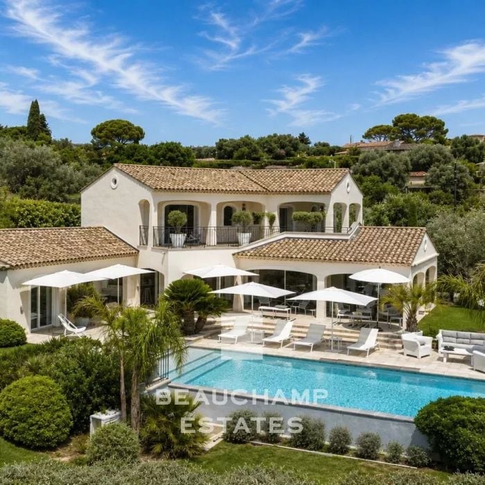 Provençal villa with 4 bedrooms and swimming pool – Valbonne