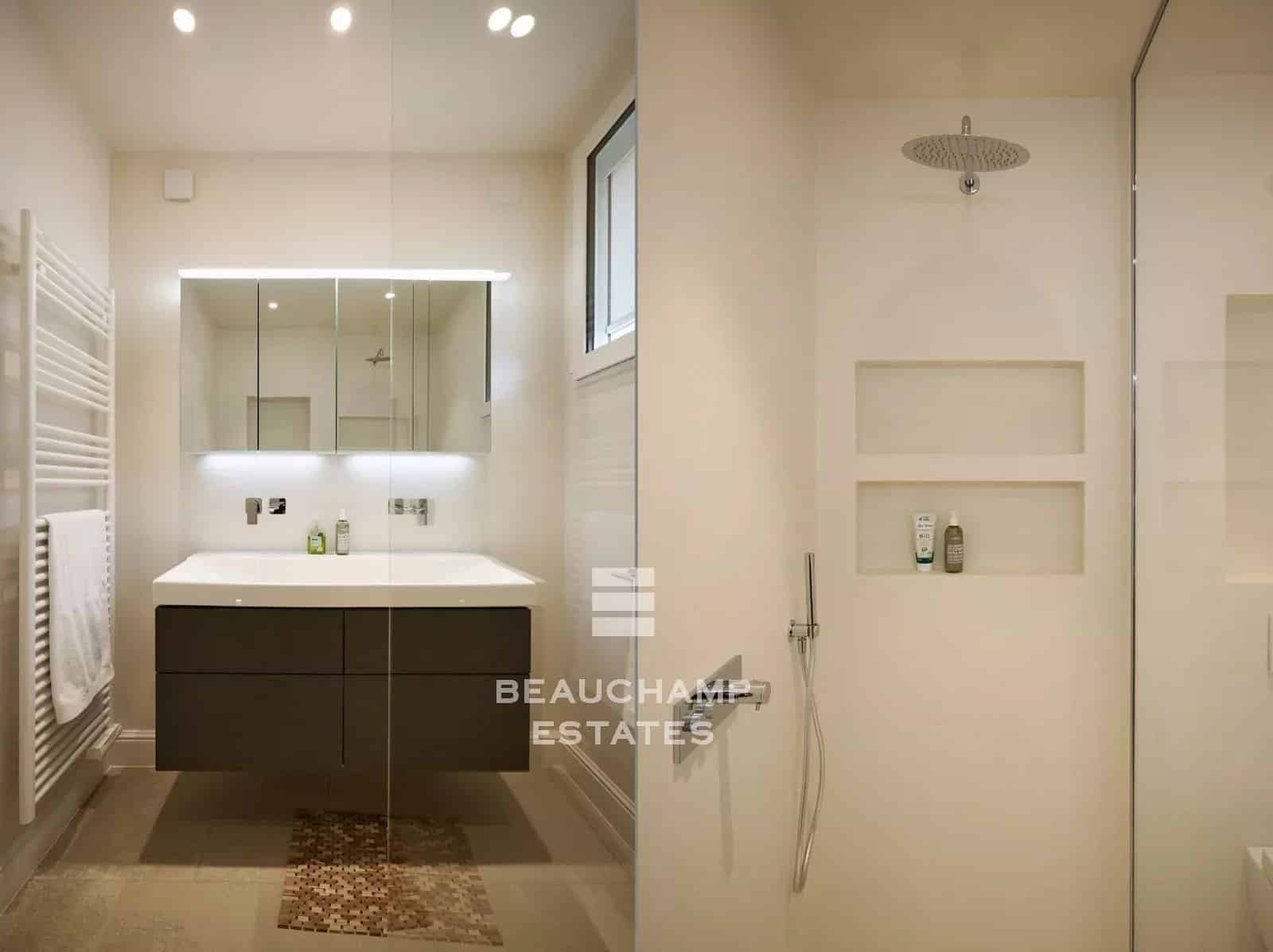 Renovated Character Villa — 4 Bedrooms, Garden, in the Heart of La Napoule Renovated Character Villa — 4 Bedrooms, Garden, in the Heart of La Napoule