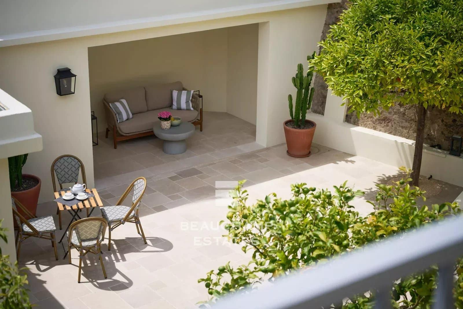 Renovated Character Villa — 4 Bedrooms, Garden, in the Heart of La Napoule Renovated Character Villa — 4 Bedrooms, Garden, in the Heart of La Napoule