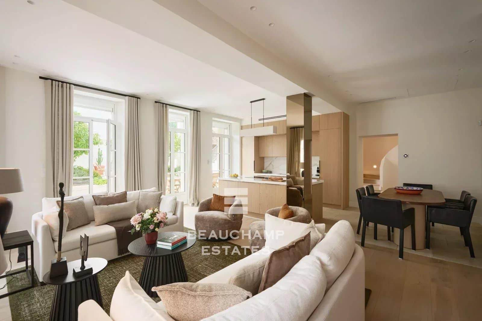 Renovated Character Villa — 4 Bedrooms, Garden, in the Heart of La Napoule Renovated Character Villa — 4 Bedrooms, Garden, in the Heart of La Napoule