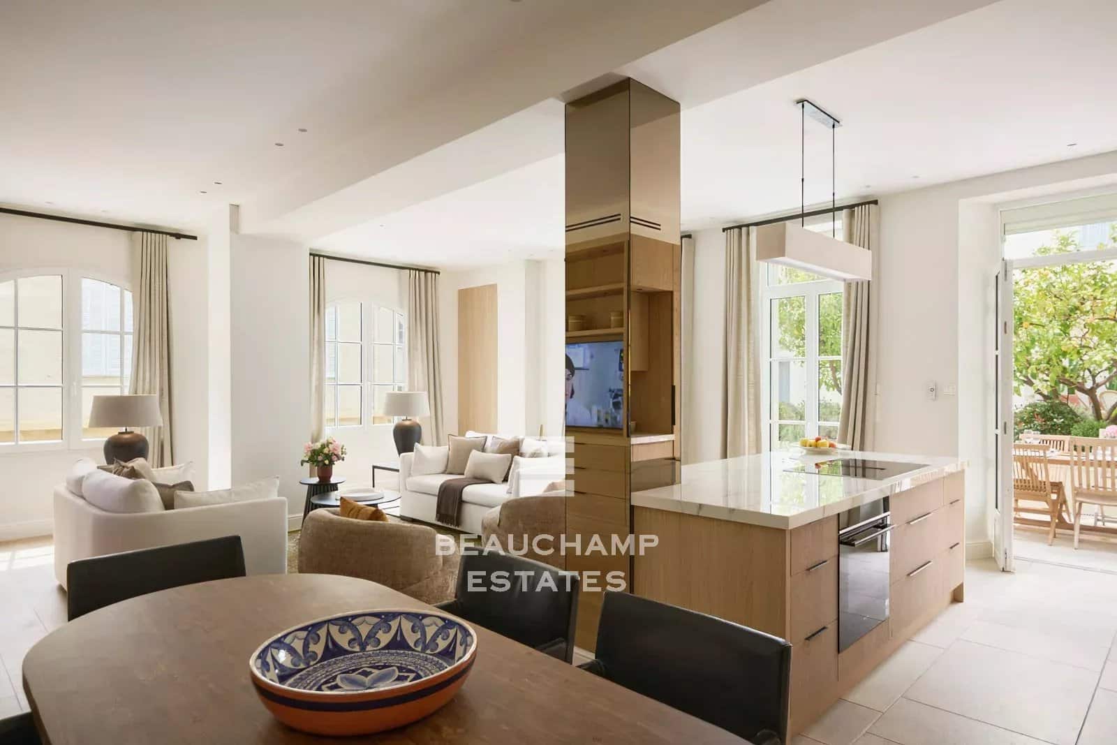 Renovated Character Villa — 4 Bedrooms, Garden, in the Heart of La Napoule Renovated Character Villa — 4 Bedrooms, Garden, in the Heart of La Napoule