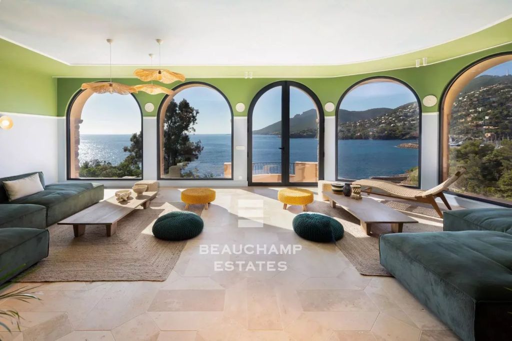 Théoule-sur-Mer – Exceptional Waterfront Property