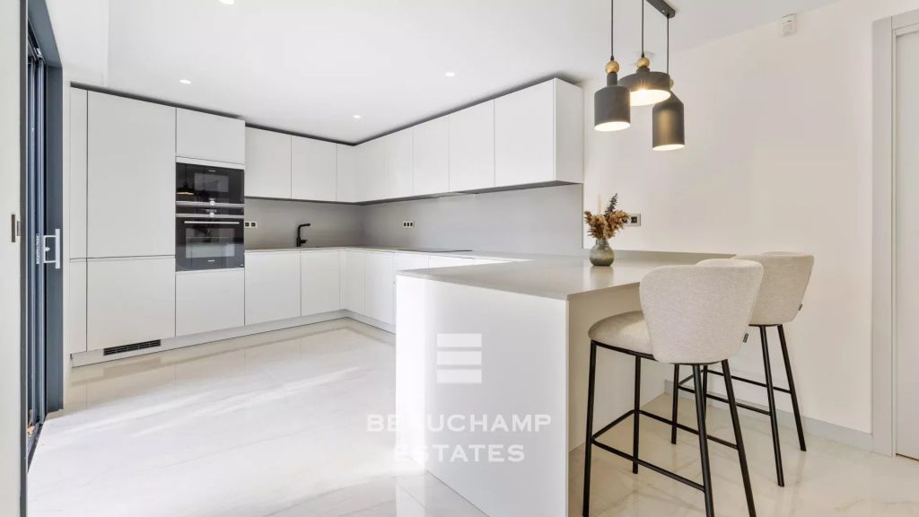 4-Bedroom Apartment with Private Garden and Swimming Pool – Saint-Jean-Cap-Ferrat
