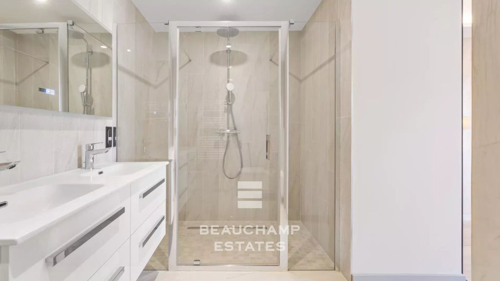 4-Bedroom Apartment with Private Garden and Swimming Pool – Saint-Jean-Cap-Ferrat