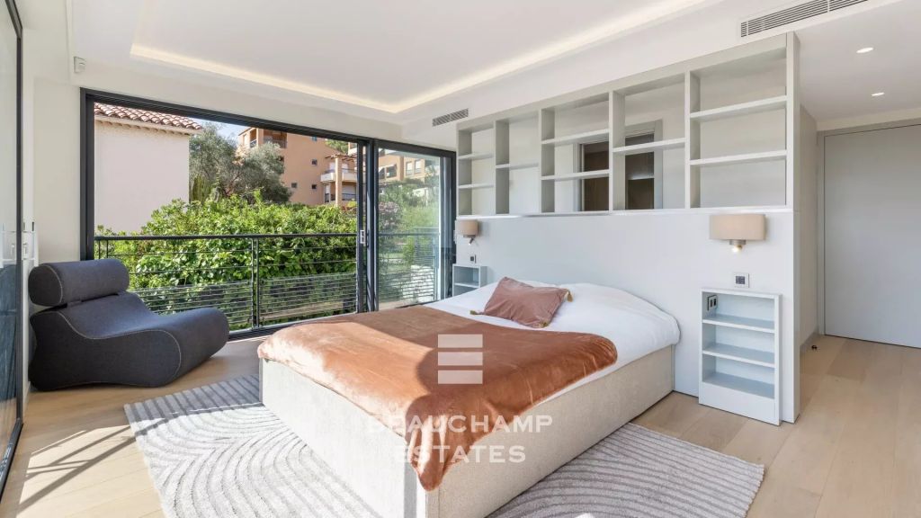 4-Bedroom Apartment with Private Garden and Swimming Pool – Saint-Jean-Cap-Ferrat