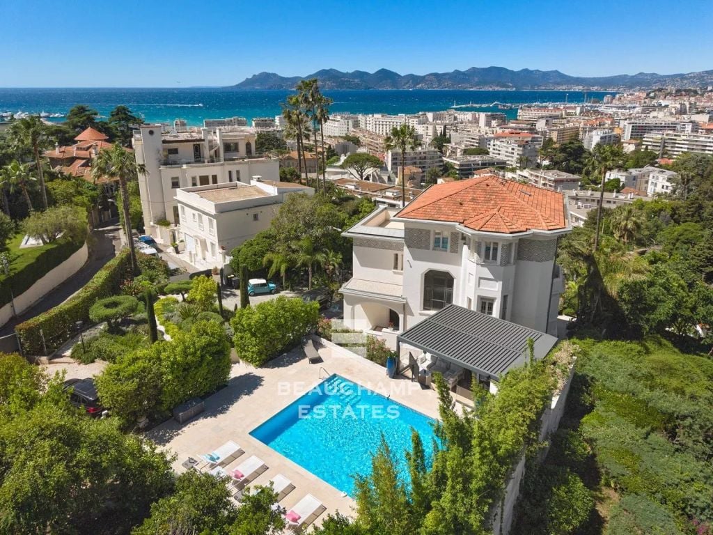 Belle Époque 7-bedroom villa with sea view – Basse Californie, Cannes