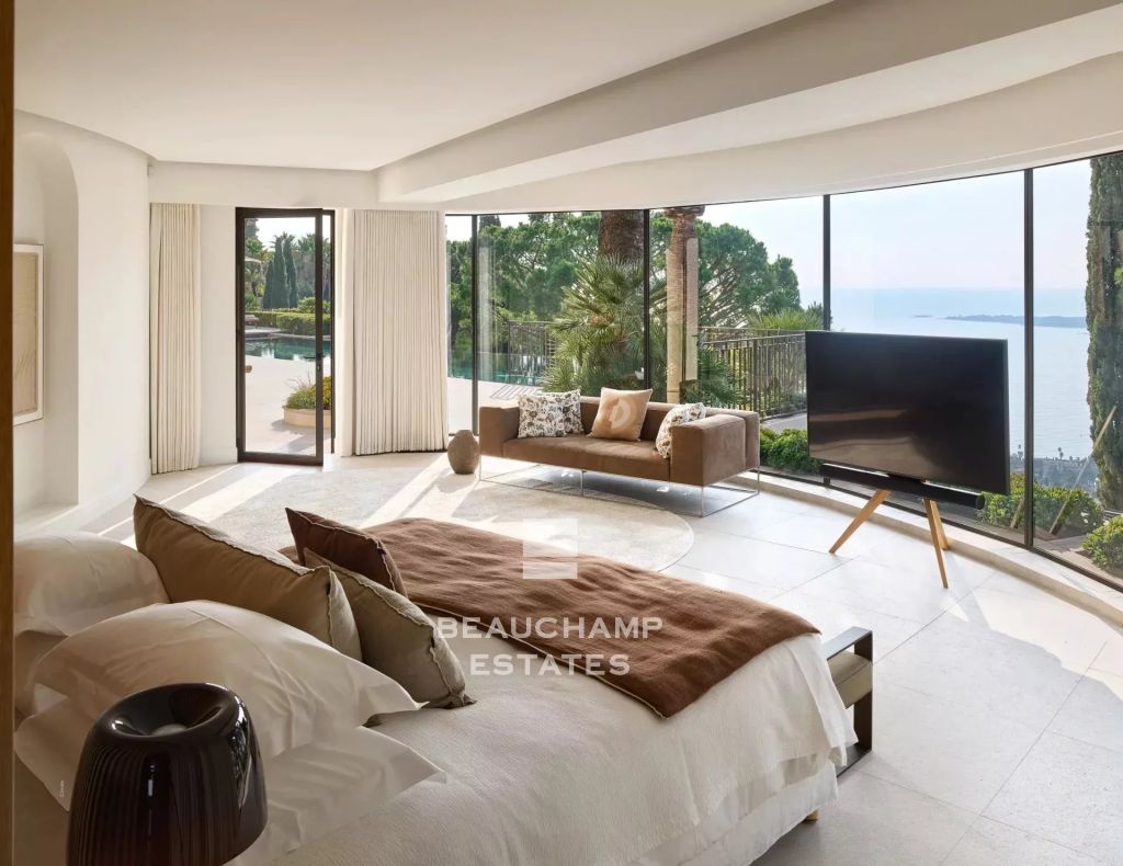 Belle Époque Property with 12 Bedrooms and Sea Views – Cannes