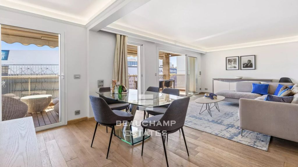 Cannes Croisette – Splendid apartment facing the Palais