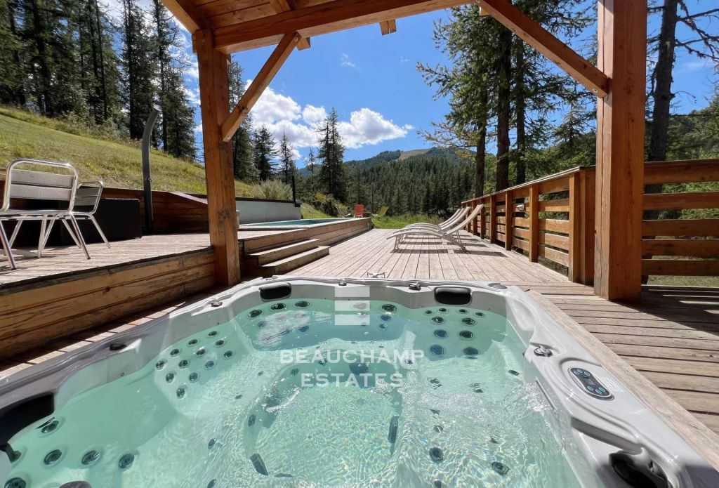 Chalet in the Heart of the Alps with Pool – Valberg