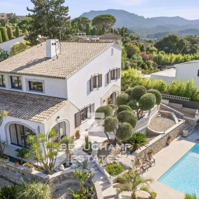 Charming 4-Bedroom Villa with Pool and Open Views in Mandelieu