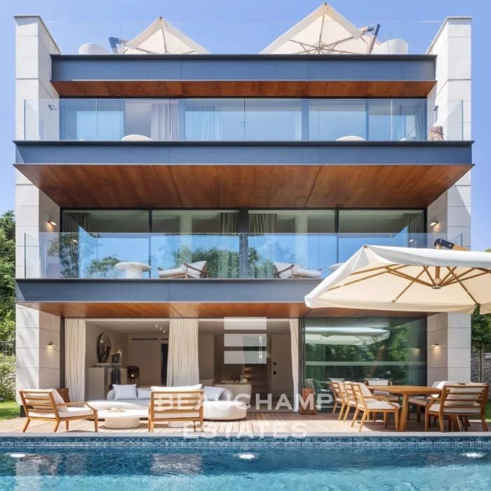 Contemporary 4-Bedroom Villa with Sea View – Saint-Jean-Cap-Ferrat