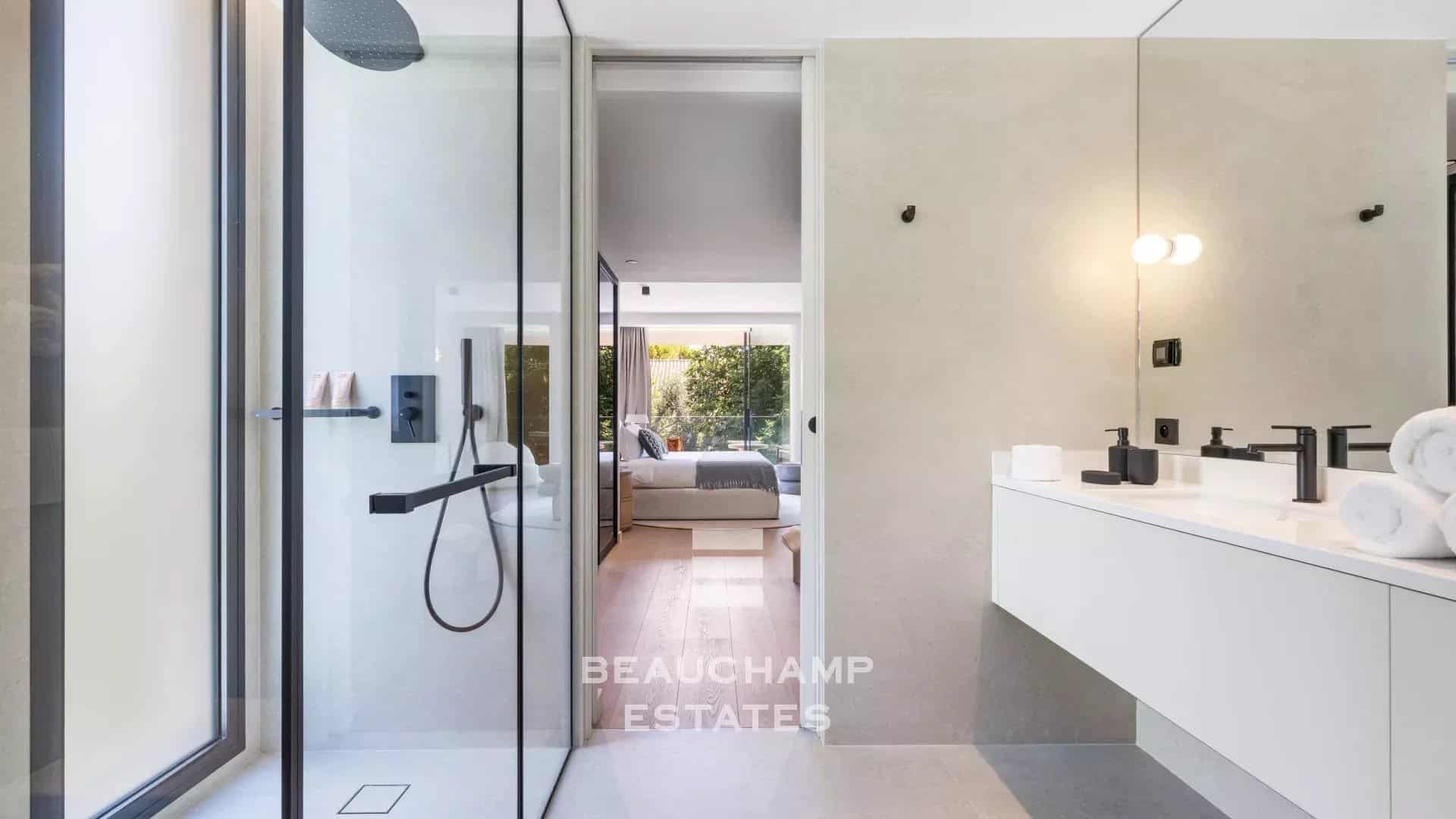 Contemporary 4-Bedroom Villa with Sea View – Saint-Jean-Cap-Ferrat Contemporary 4-Bedroom Villa with Sea View – Saint-Jean-Cap-Ferrat