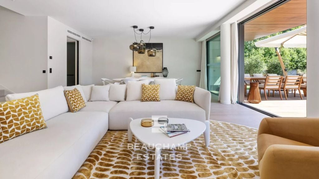 Contemporary 4-Bedroom Villa with Sea View – Saint-Jean-Cap-Ferrat