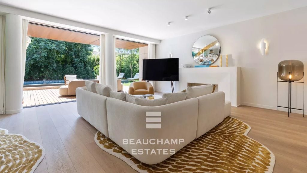 Contemporary 4-Bedroom Villa with Sea View – Saint-Jean-Cap-Ferrat