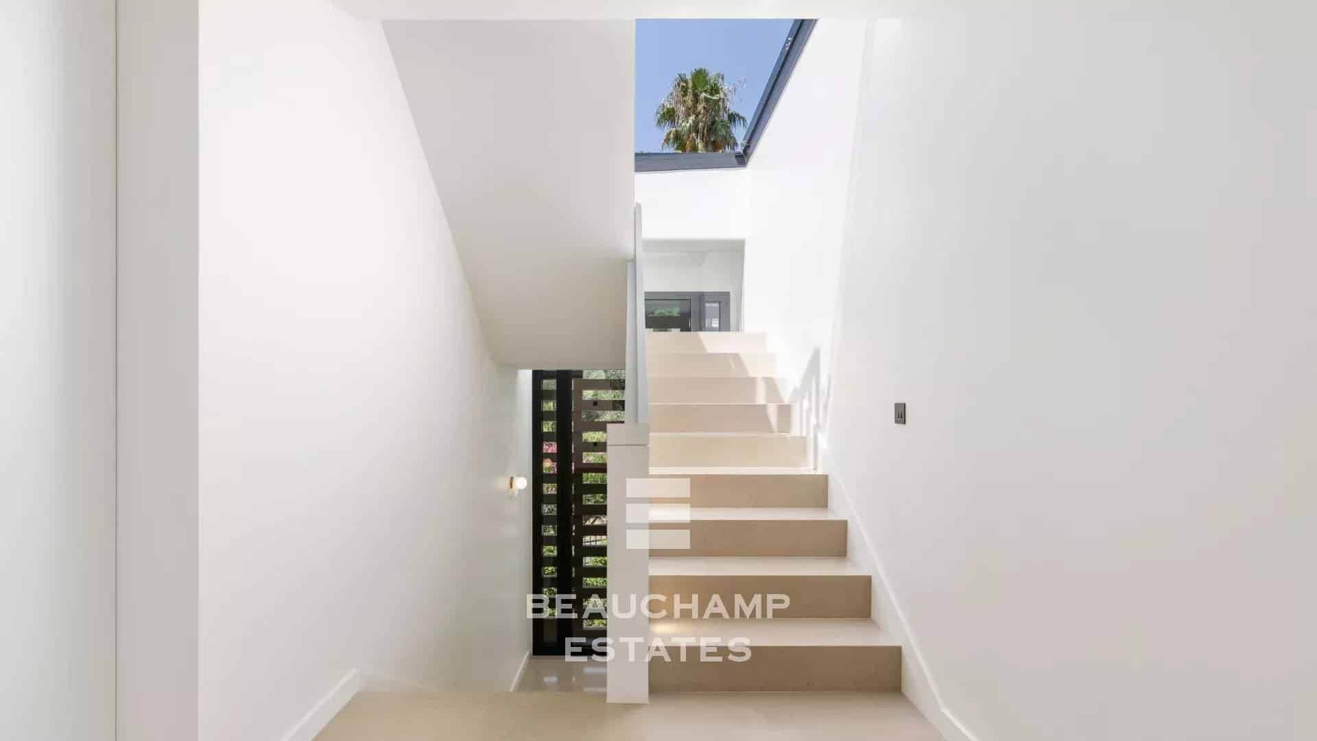 Contemporary 4-Bedroom Villa with Sea View – Saint-Jean-Cap-Ferrat Contemporary 4-Bedroom Villa with Sea View – Saint-Jean-Cap-Ferrat