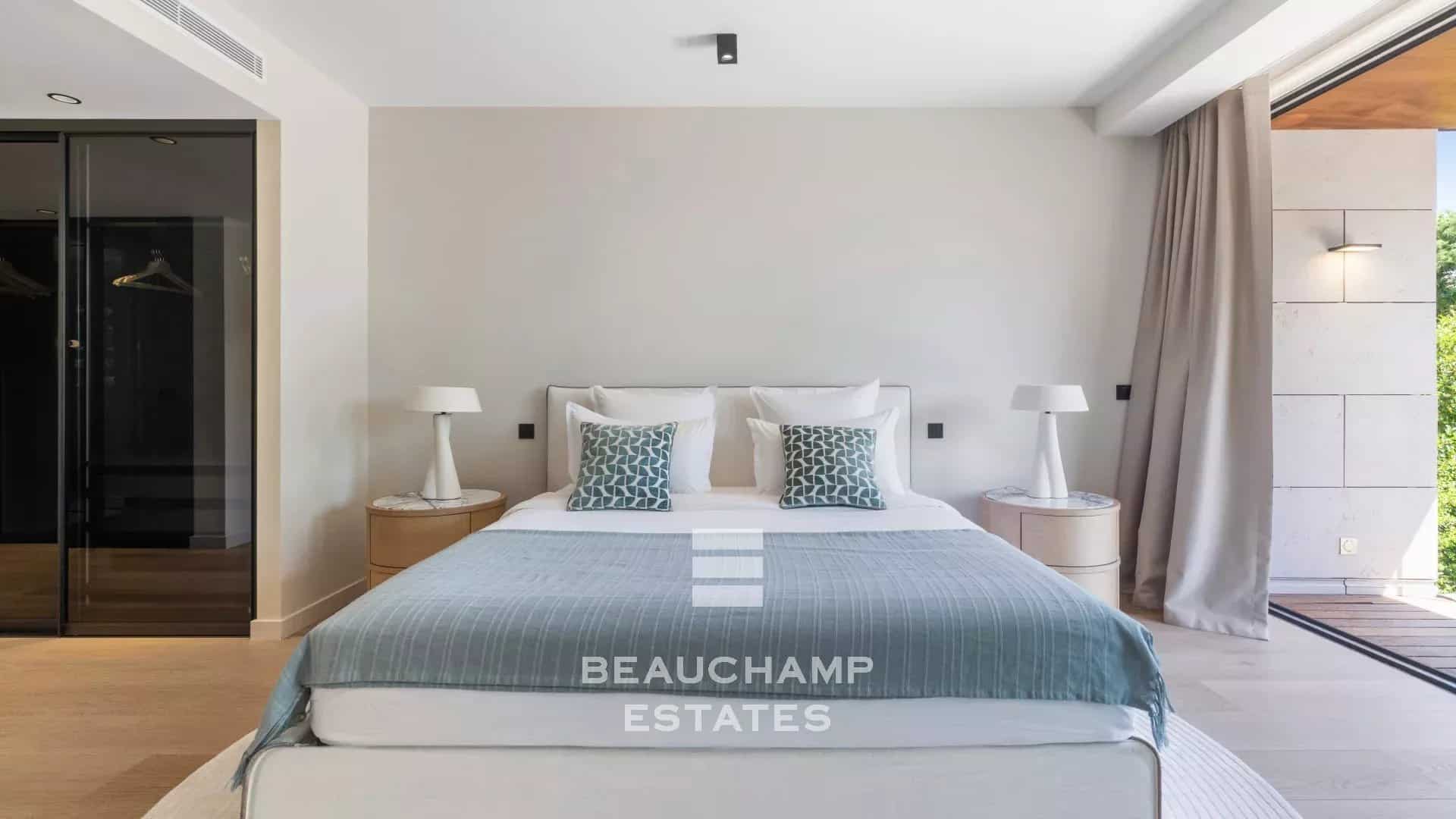 Contemporary 4-Bedroom Villa with Sea View – Saint-Jean-Cap-Ferrat Contemporary 4-Bedroom Villa with Sea View – Saint-Jean-Cap-Ferrat