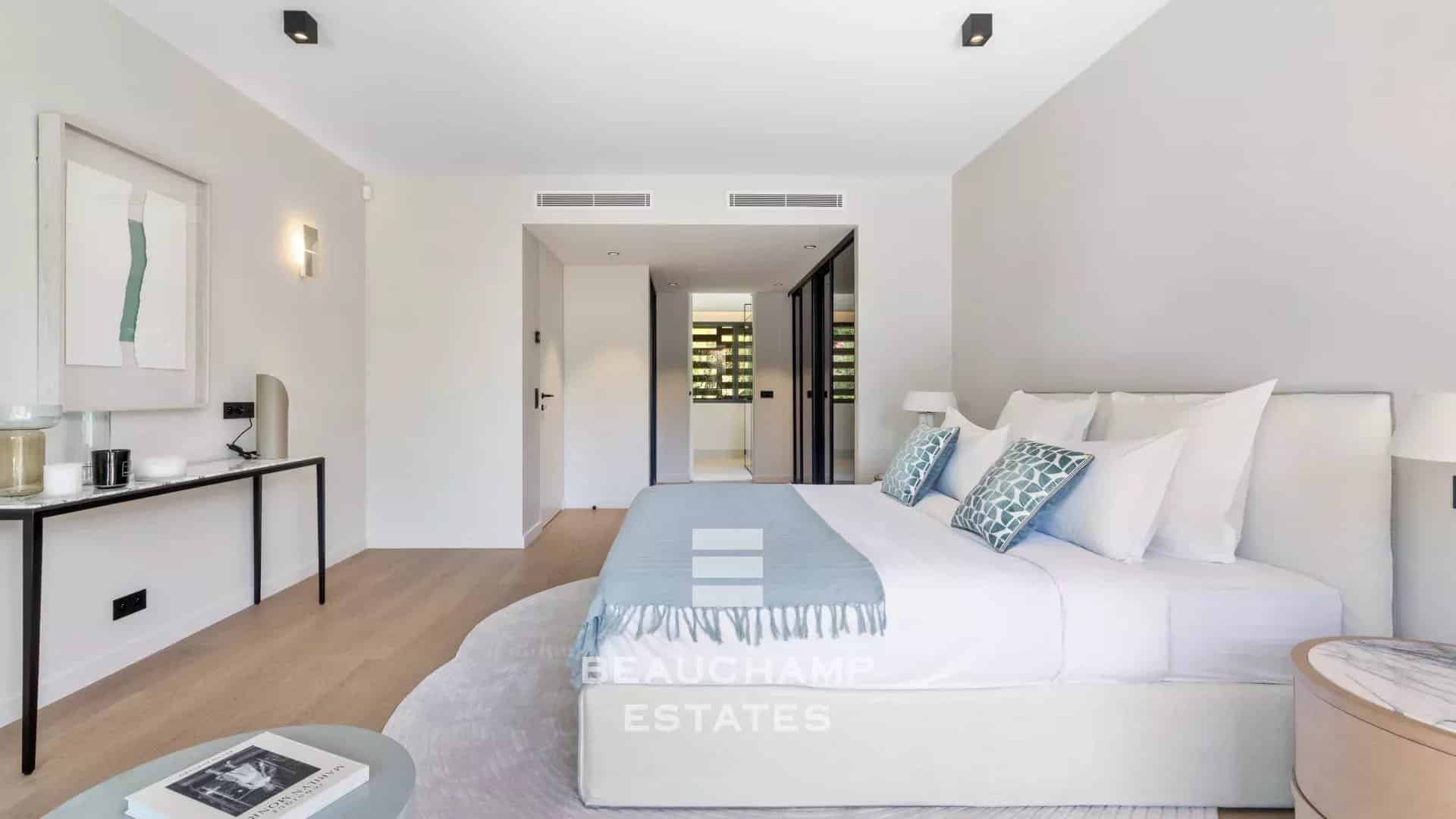 Contemporary 4-Bedroom Villa with Sea View – Saint-Jean-Cap-Ferrat Contemporary 4-Bedroom Villa with Sea View – Saint-Jean-Cap-Ferrat