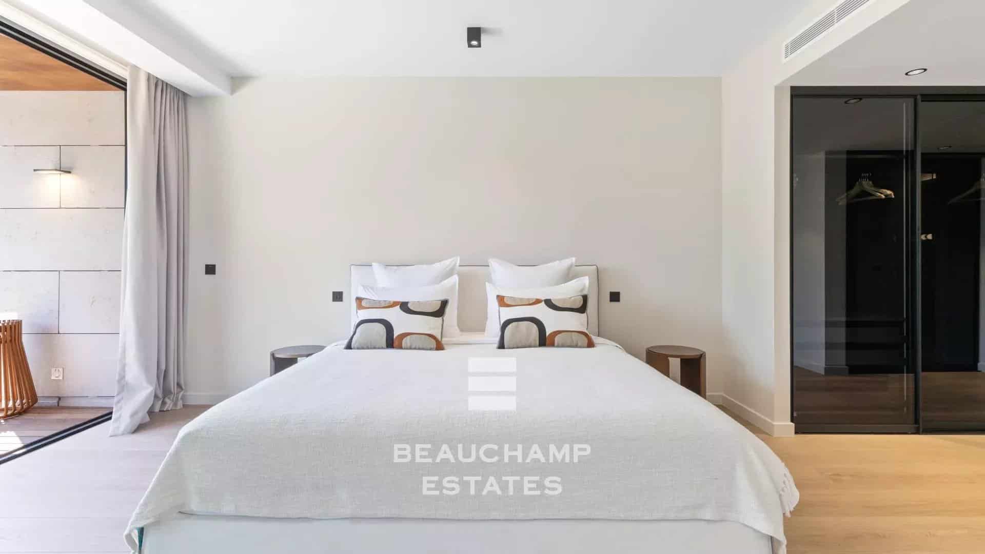 Contemporary 4-Bedroom Villa with Sea View – Saint-Jean-Cap-Ferrat Contemporary 4-Bedroom Villa with Sea View – Saint-Jean-Cap-Ferrat