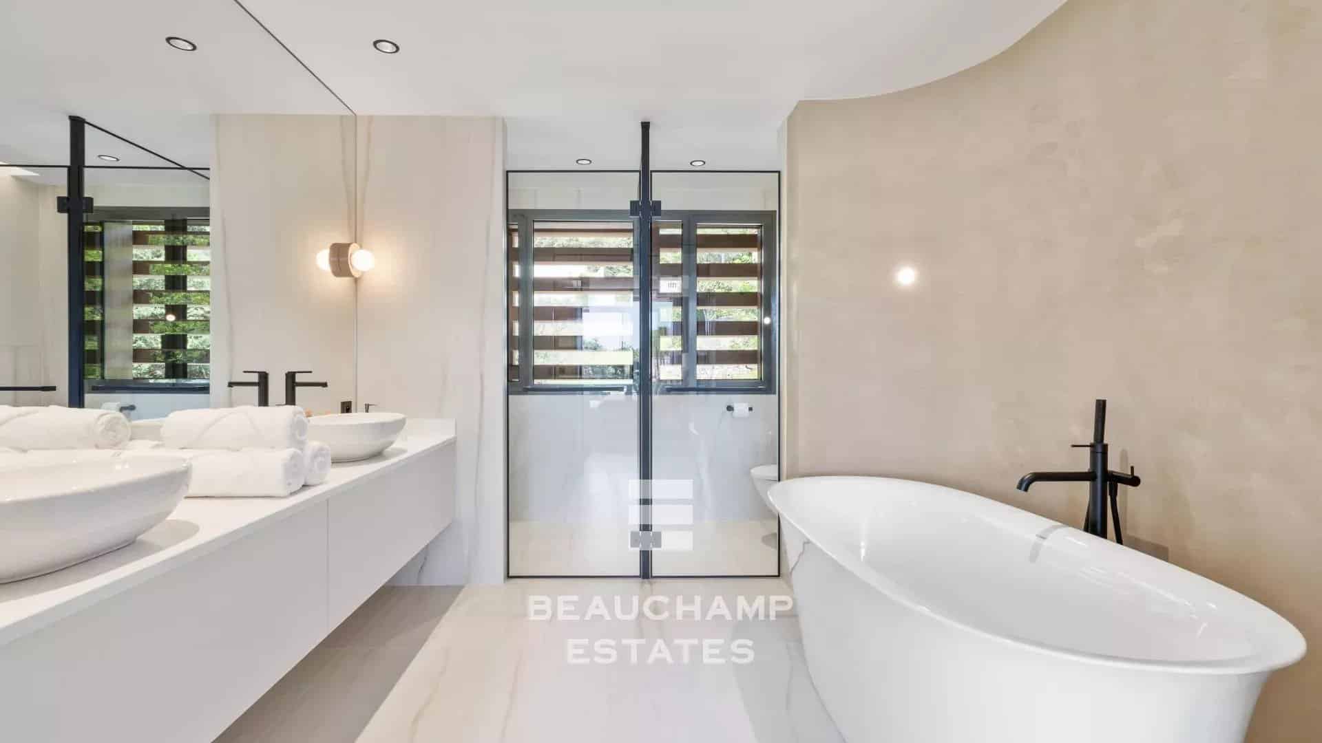 Contemporary 4-Bedroom Villa with Sea View – Saint-Jean-Cap-Ferrat Contemporary 4-Bedroom Villa with Sea View – Saint-Jean-Cap-Ferrat