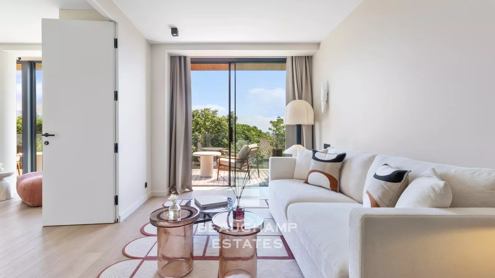 Contemporary 4-Bedroom Villa with Sea View – Saint-Jean-Cap-Ferrat Contemporary 4-Bedroom Villa with Sea View – Saint-Jean-Cap-Ferrat
