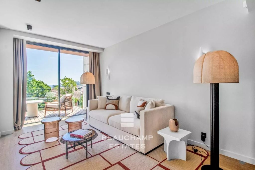 Contemporary 4-Bedroom Villa with Sea View – Saint-Jean-Cap-Ferrat