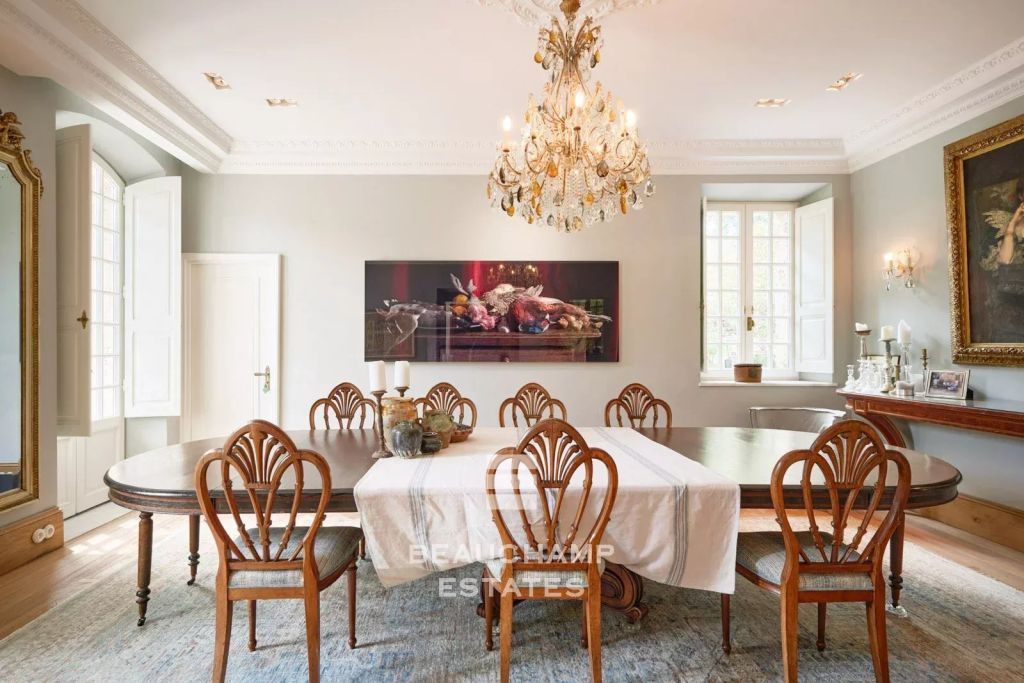 Exceptional 15-Bedroom Château in the Heart of a Preserved Estate – Lorgues