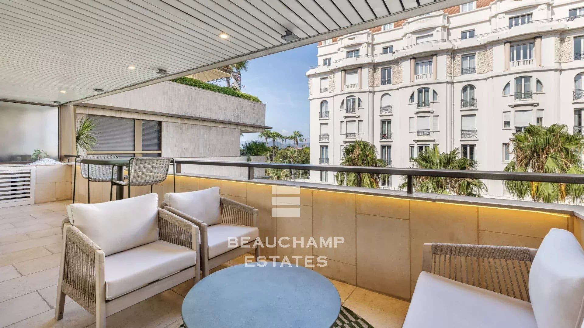 Élégant appartement de prestige 2 chambres en suite – Cannes Gray d’Albion, Croisette Luxury Renovated Apartment – Cannes Gray d’Albion, Cannes
