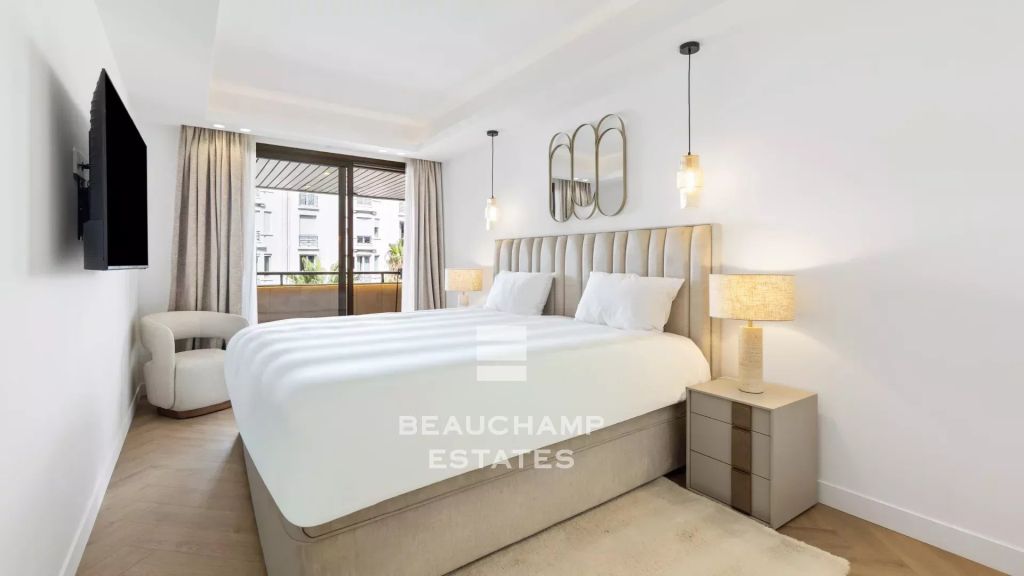Luxury Renovated Apartment – Cannes Gray d’Albion, Cannes