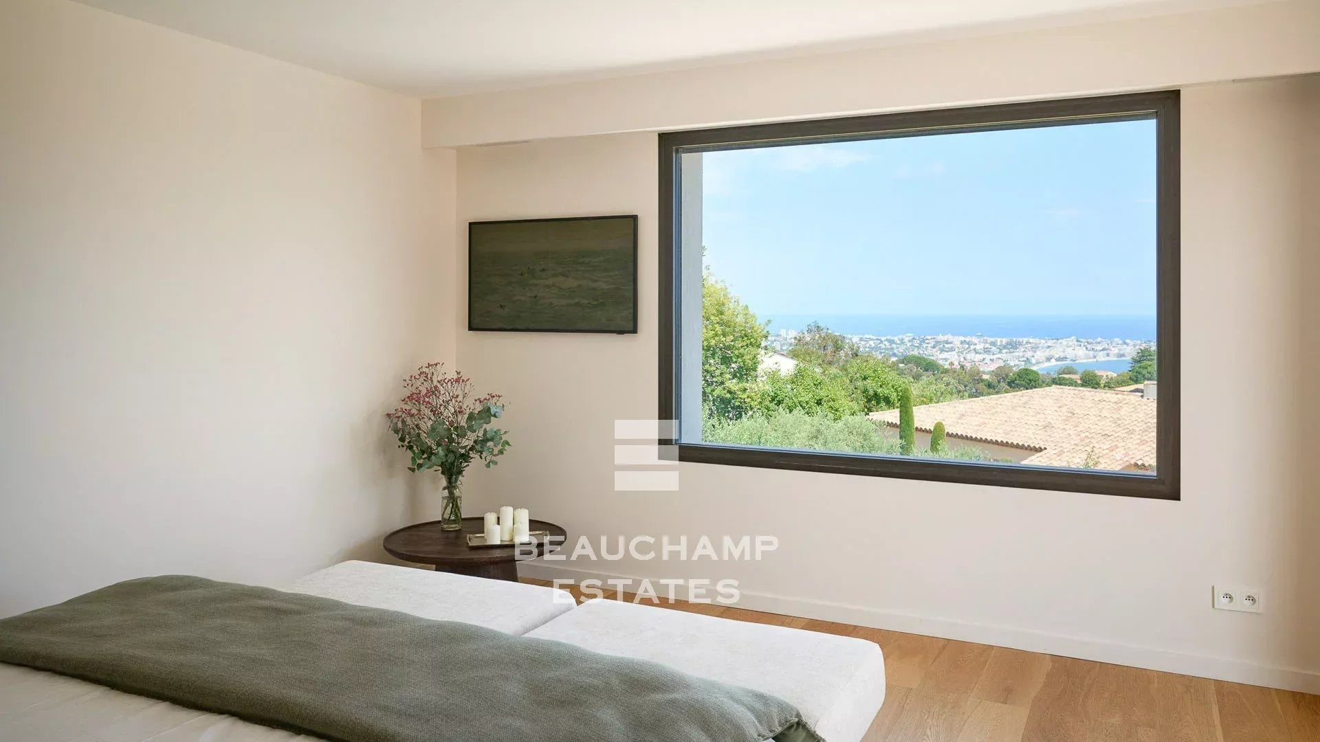 Neo-Provençal 6-Bedroom Villa with Swimming Pool and Sea View – Super Cannes Neo-Provençal 6-Bedroom Villa with Swimming Pool and Sea View – Super Cannes