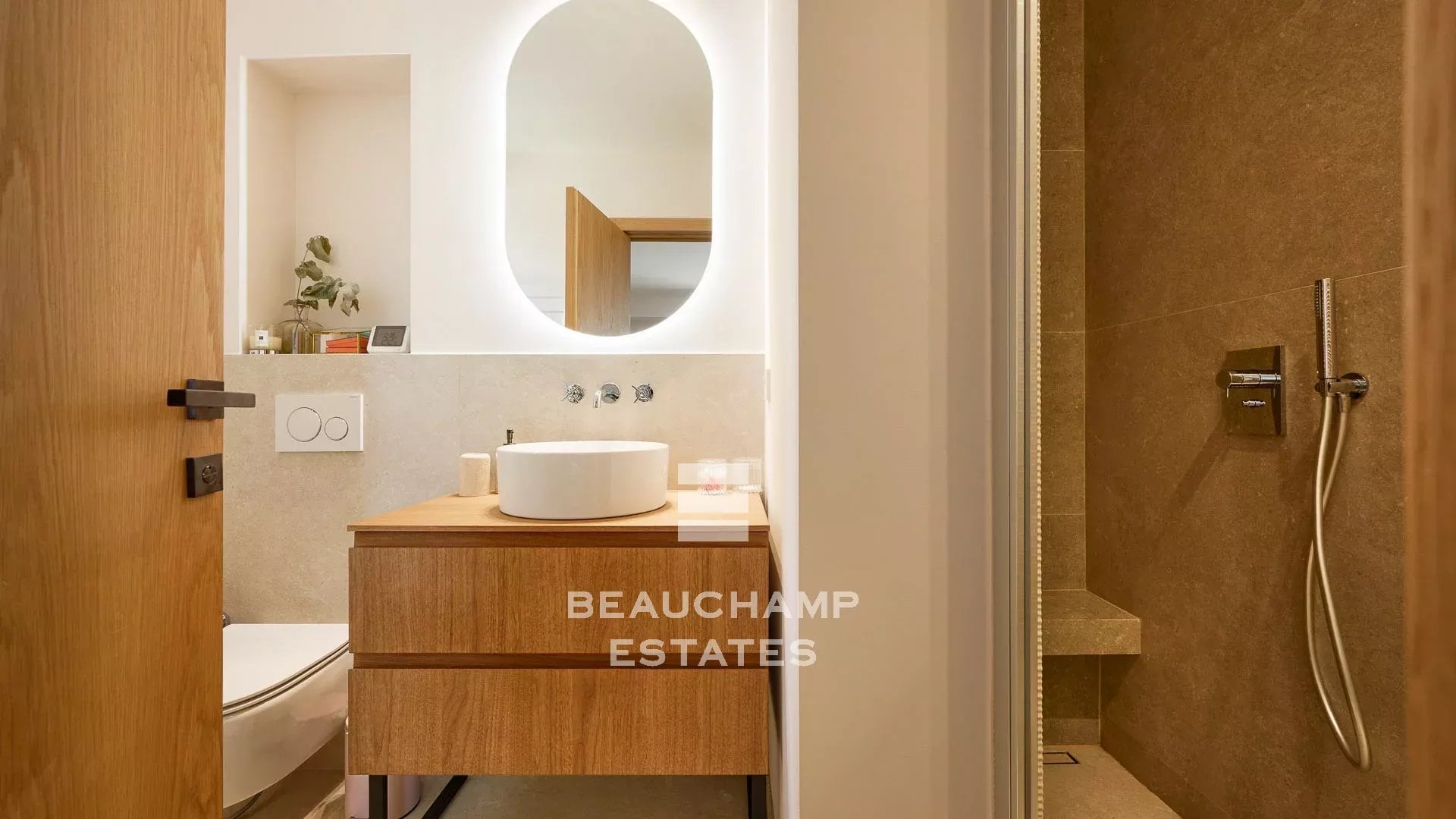 Neo-Provençal 6-Bedroom Villa with Swimming Pool and Sea View – Super Cannes Neo-Provençal 6-Bedroom Villa with Swimming Pool and Sea View – Super Cannes