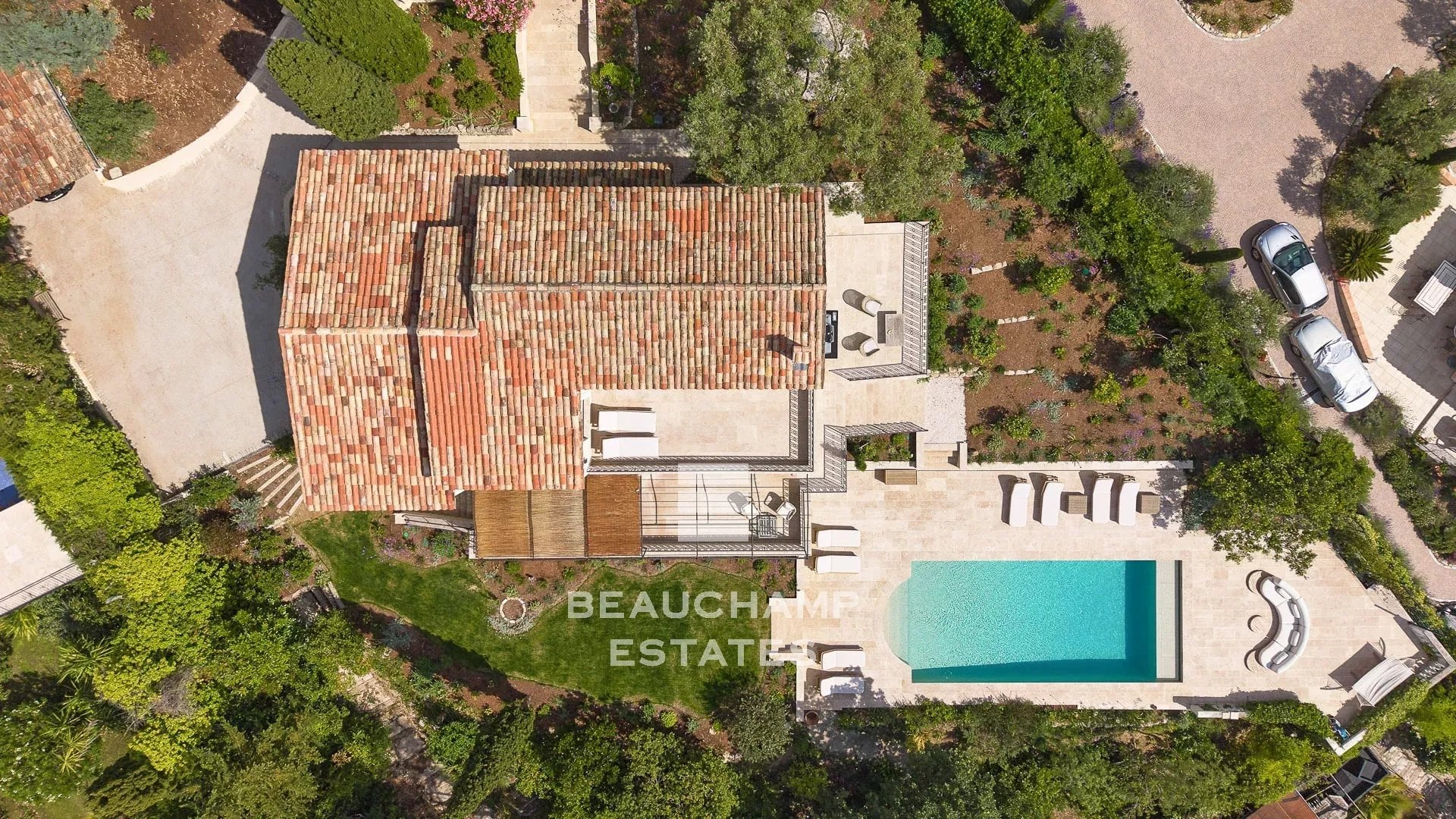 Neo-Provençal 6-Bedroom Villa with Swimming Pool and Sea View – Super Cannes Neo-Provençal 6-Bedroom Villa with Swimming Pool and Sea View – Super Cannes