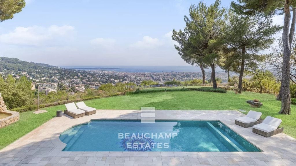 Provençal 5-Bedroom Villa with Panoramic Sea Views – Mougins
