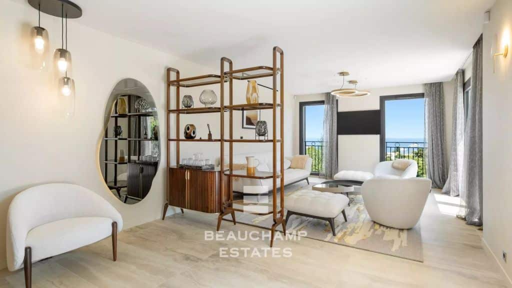 Saint-Jean-Cap-Ferrat – 4-bedroom villa with sea view