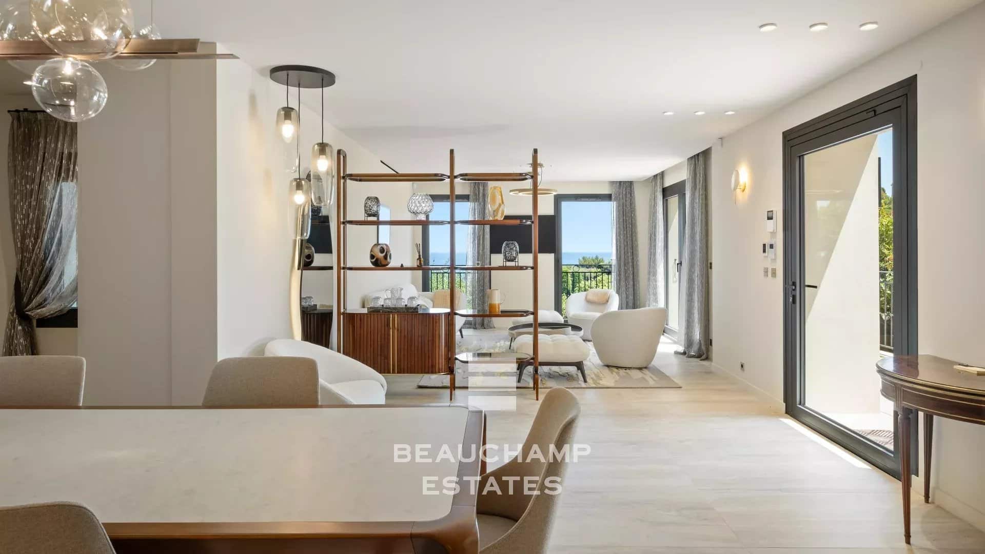 Saint-Jean-Cap-Ferrat – Villa 4 chambres avec vue mer Saint-Jean-Cap-Ferrat – 4-bedroom villa with sea view