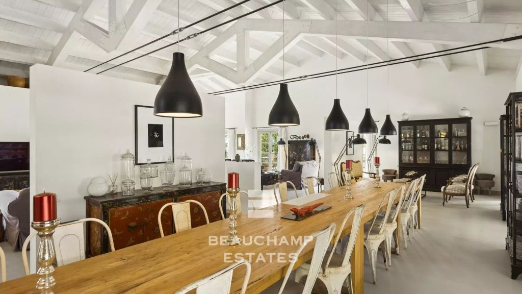 Stone Provençal property with 5 bedrooms and sea view – Grasse