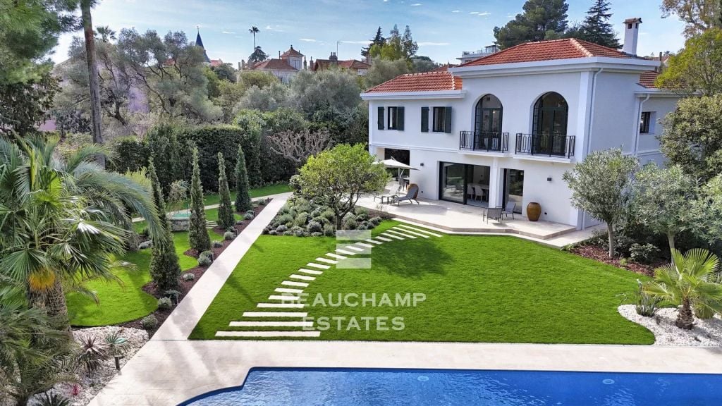 art deco 6 bedrooms villa with swimming pool – cap d’antibes