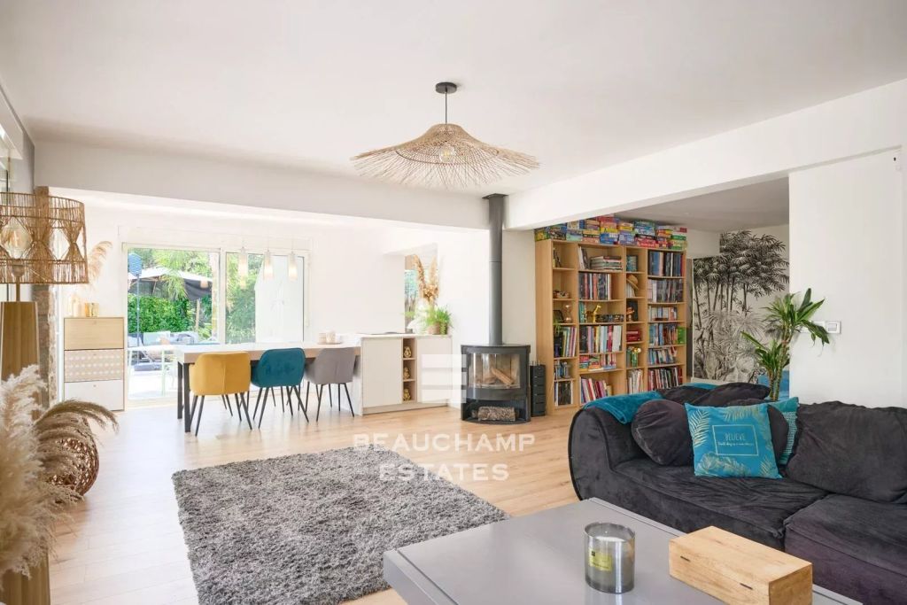 Charming 5-Bedroom Villa with Pool – Mandelieu-la-Napoule