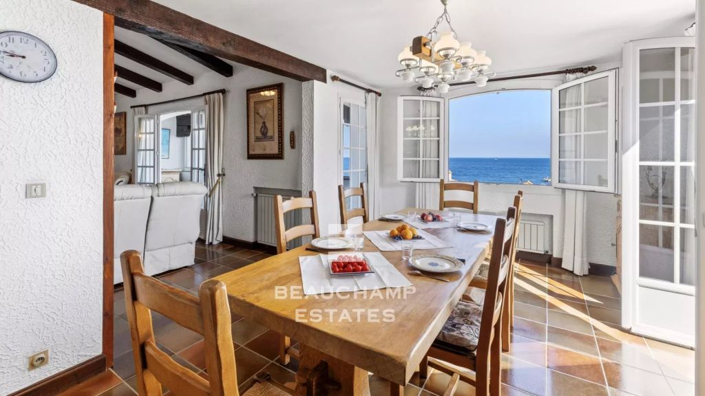 Charming 5-bedroom villa with sea views – Agay