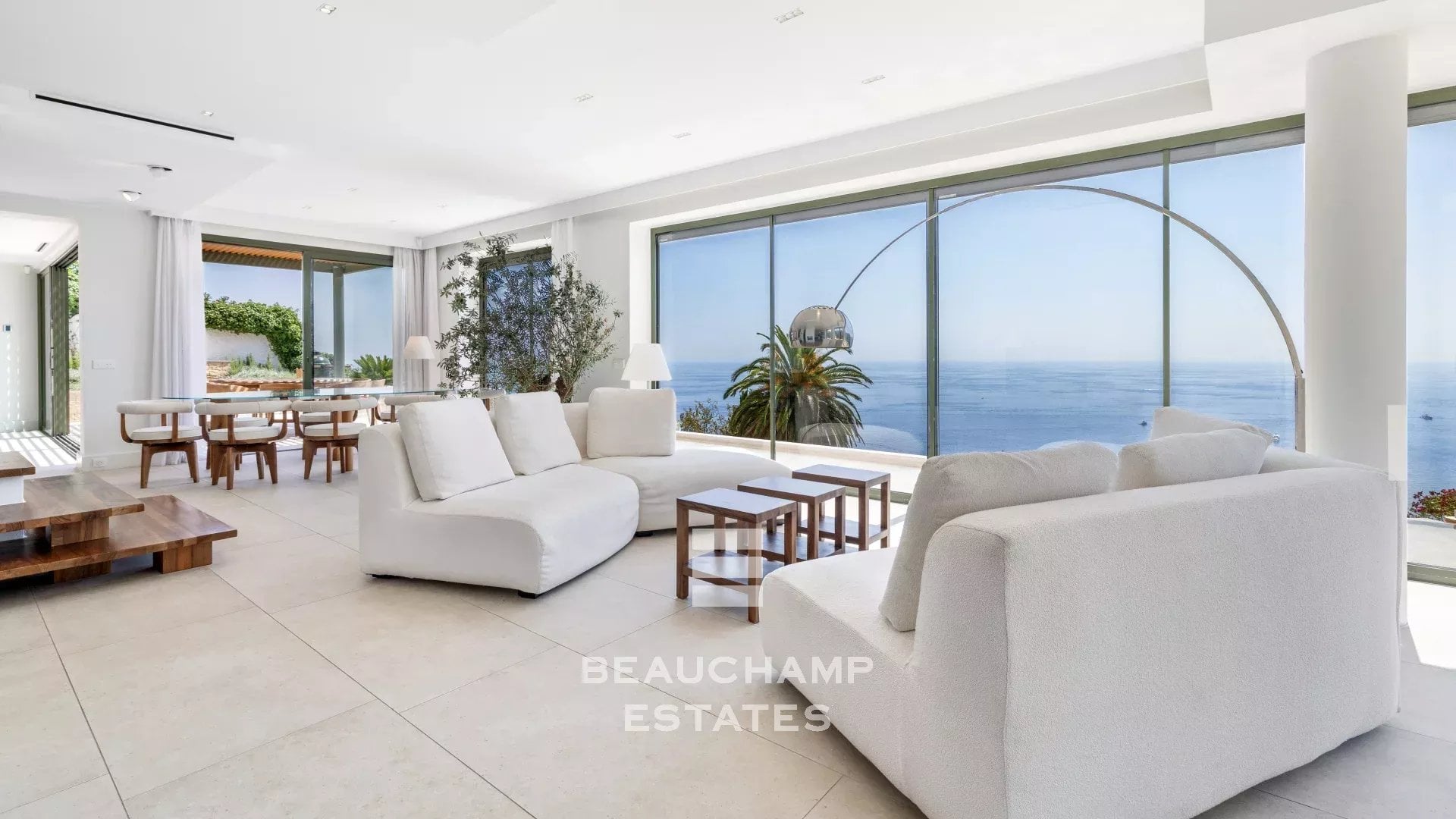 Contemporary 4-Bedroom Villa with Panoramic Sea Views – Roquebrune-Cap-Martin Contemporary 4-Bedroom Villa with Panoramic Sea Views – Roquebrune-Cap-Martin
