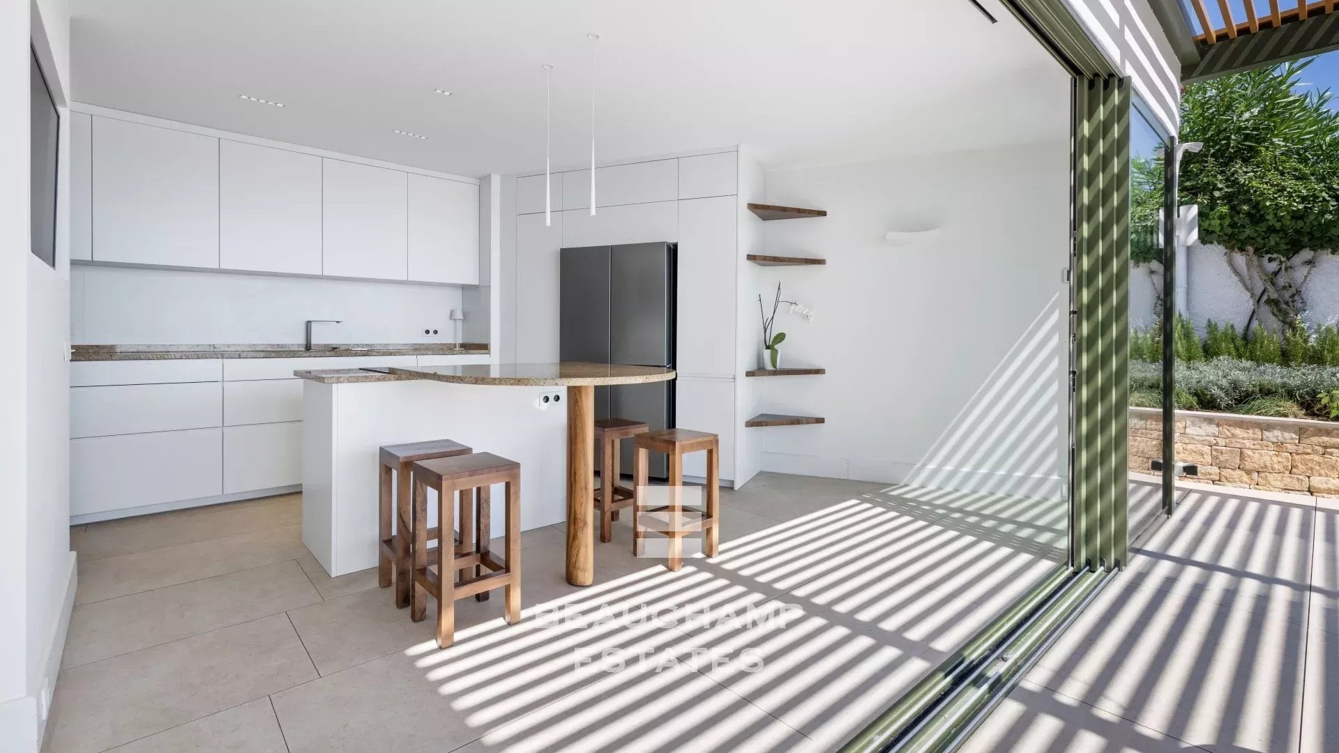 Contemporary 4-Bedroom Villa with Panoramic Sea Views – Roquebrune-Cap-Martin Contemporary 4-Bedroom Villa with Panoramic Sea Views – Roquebrune-Cap-Martin
